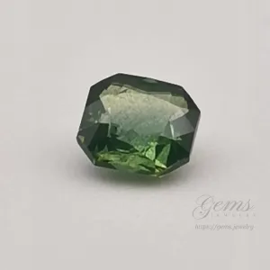 sapphire 5x5x3 radiant 085ct vi1 000001 300x300.webp
