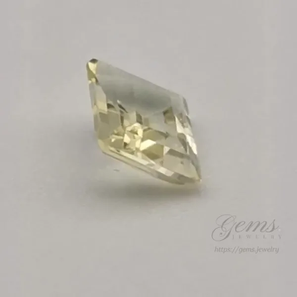 sapphire 6x5x3 square 095ct lc1 000007 600x600.webp