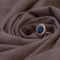 Blue sapphire gemstone thumbnail